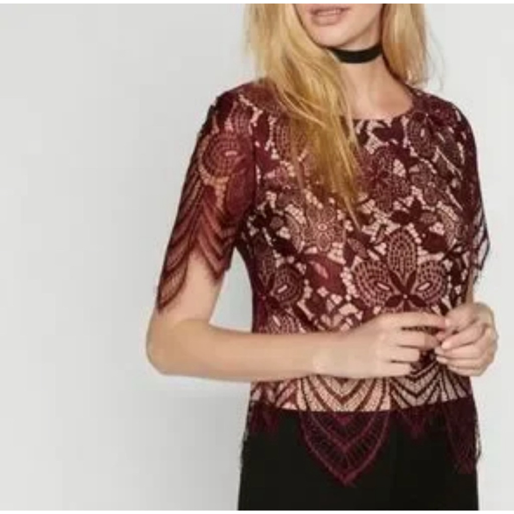 Express Women’s Lace Blouse Burgundy Floral Geometric Scalloped Hem Size SP